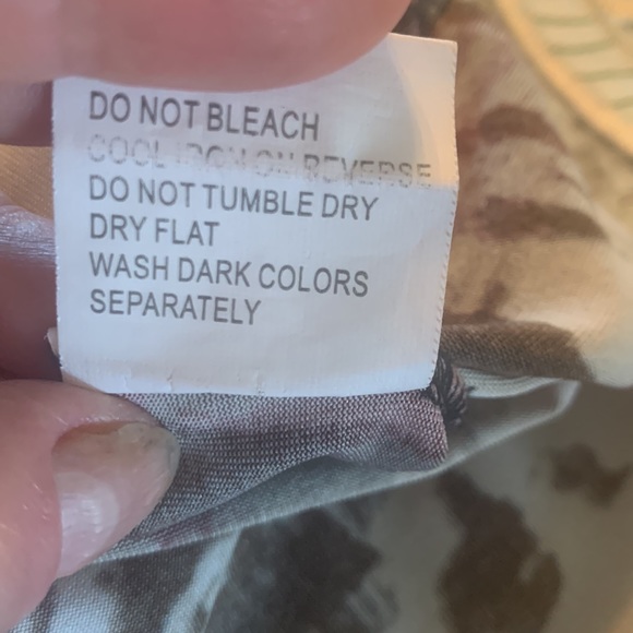 3/4 sleeve v-neck tunic style top - Picture 5 of 5